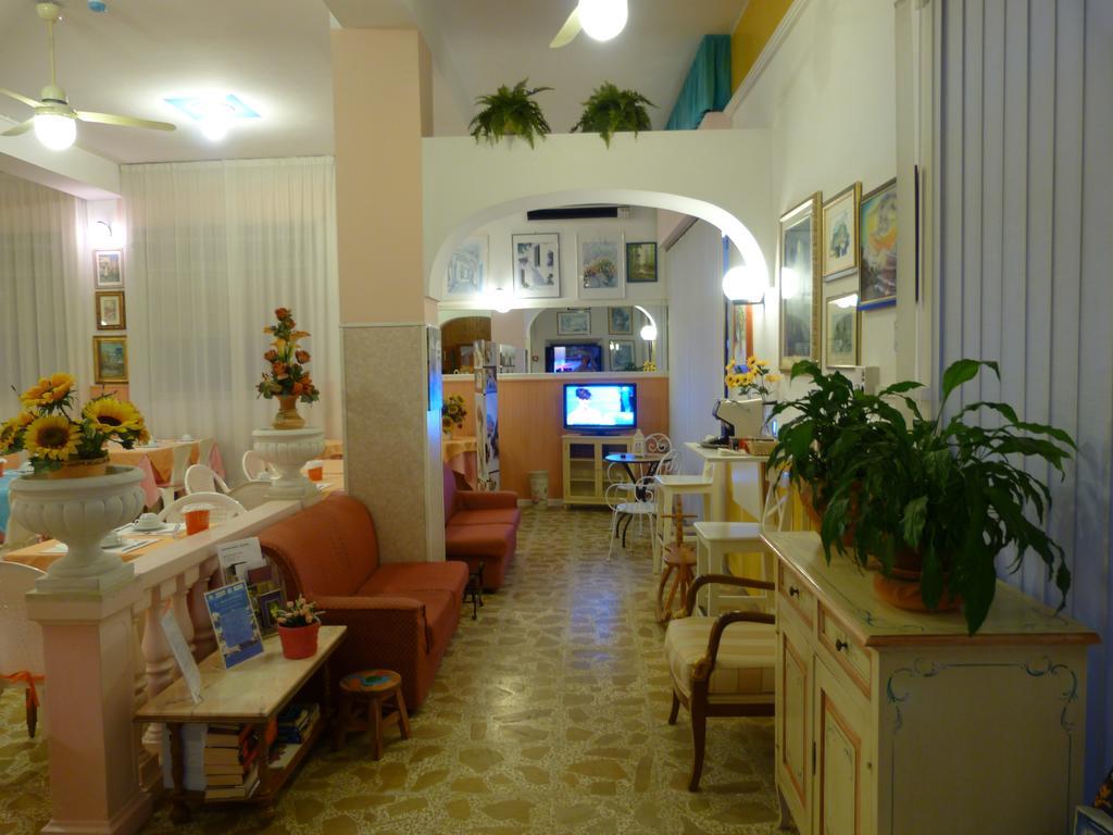 Hotel Bologna San Benedetto del Tronto Kültér fotó
