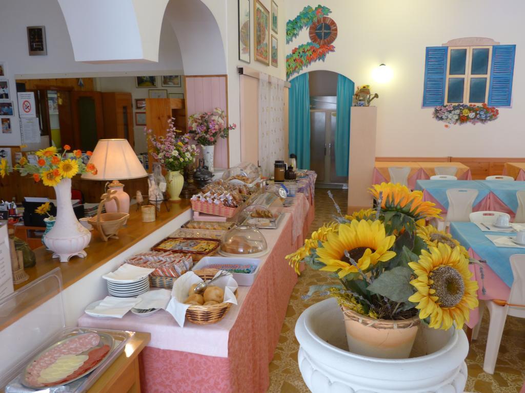 Hotel Bologna San Benedetto del Tronto Kültér fotó