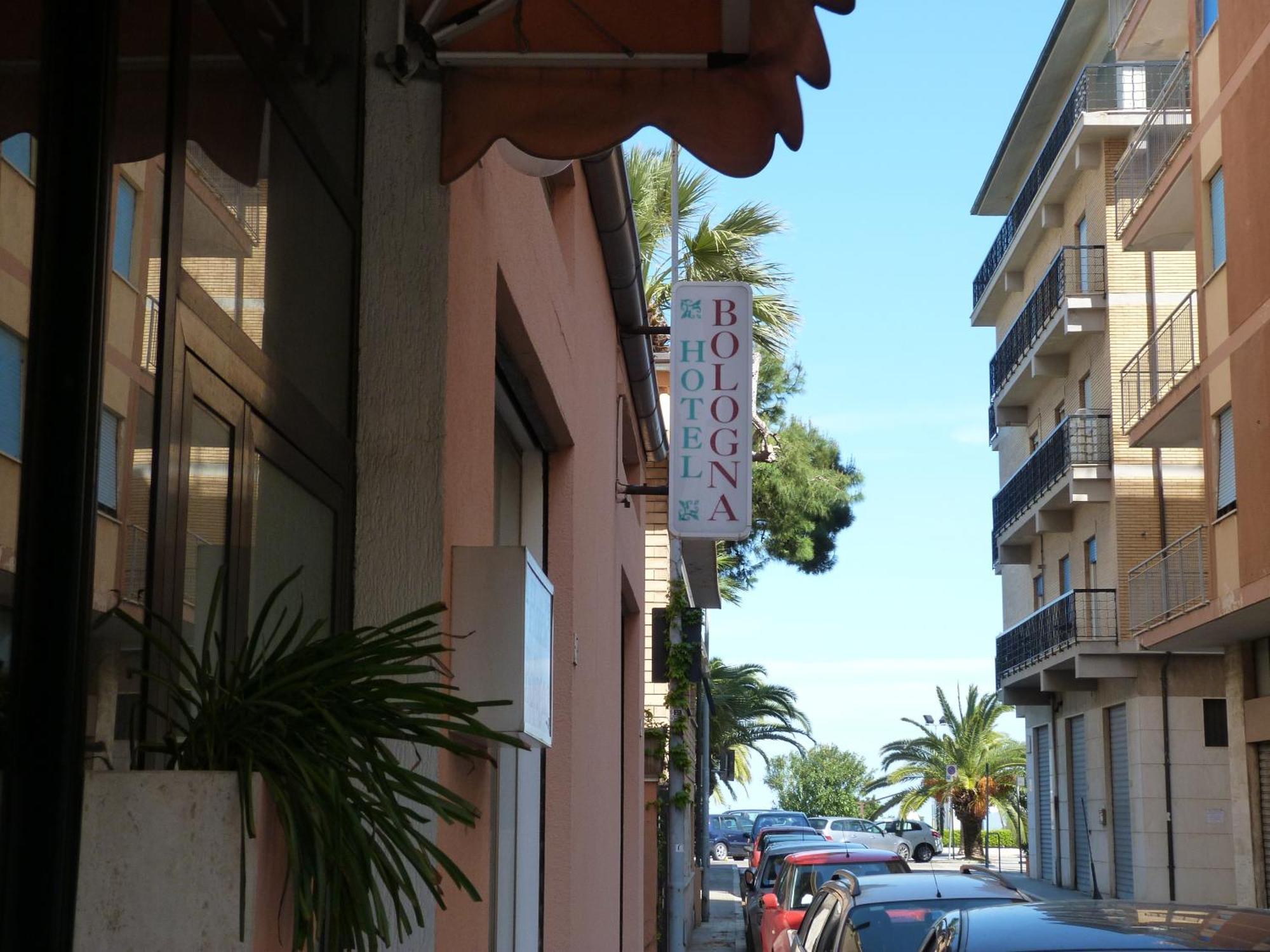 Hotel Bologna San Benedetto del Tronto Kültér fotó